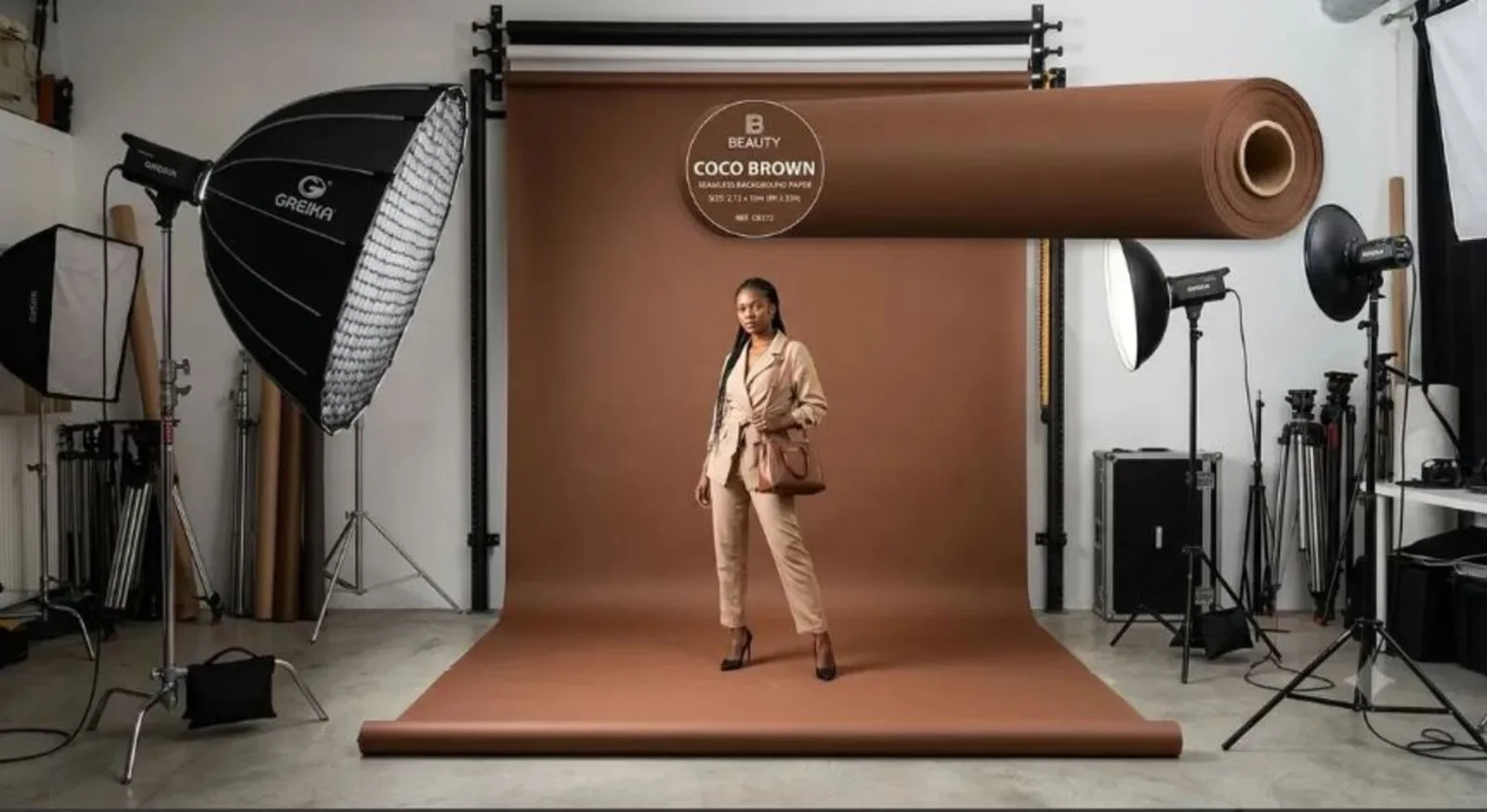 Rolo de Papel para Fundo Infinito Marrom Coco Brown 2,72x10m Beauty